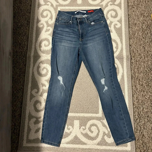 Celebrity Pink Pants - Celebrity pink jeans